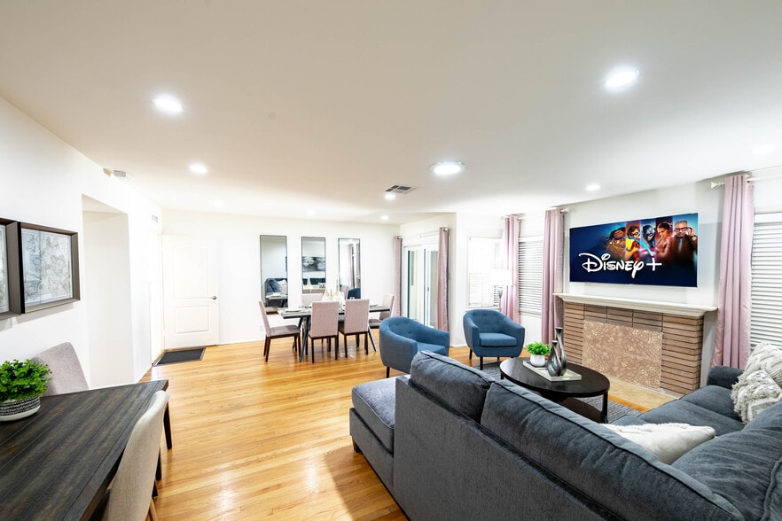 Building Photo - 9088 Emperor Ave