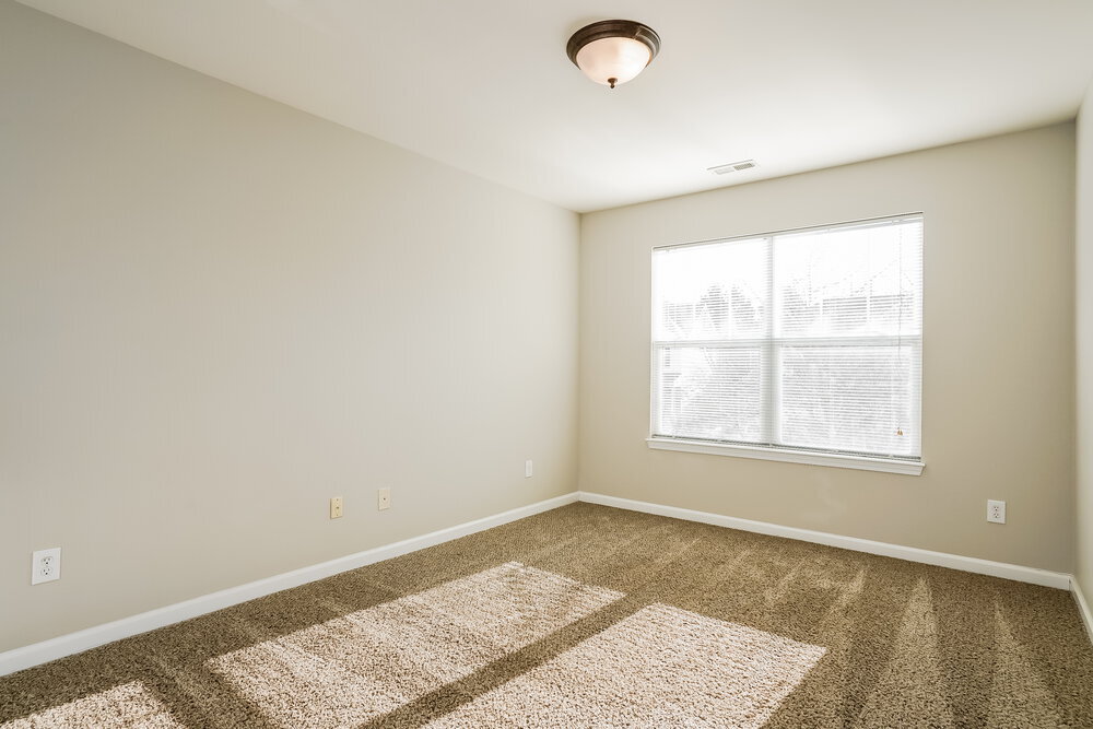 Building Photo - 360 Stobhill Ln