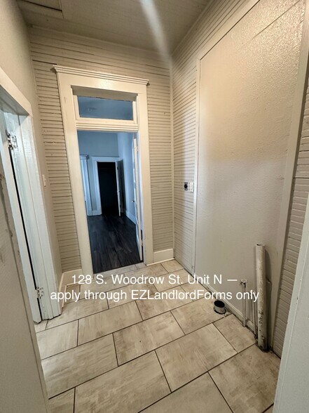 Building Photo - 128 S Woodrow St