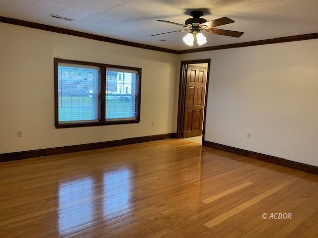 Building Photo - 34 H PAUL Ave