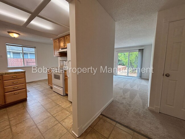 Building Photo - ATTENTION GARDENERS! Charming Indian Hills...