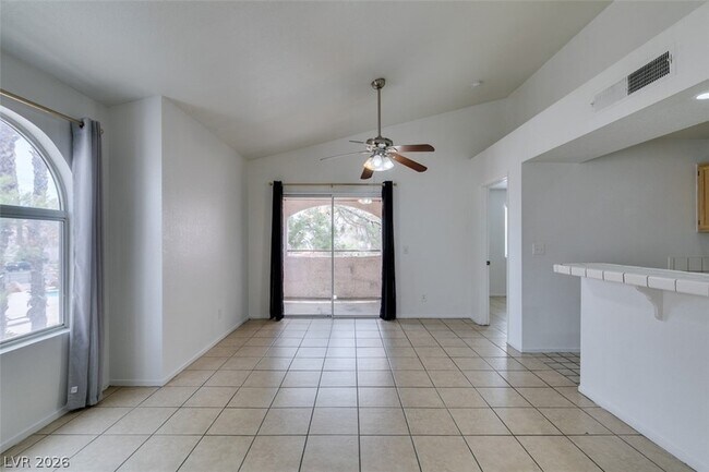 Building Photo - 7570 W Flamingo Rd