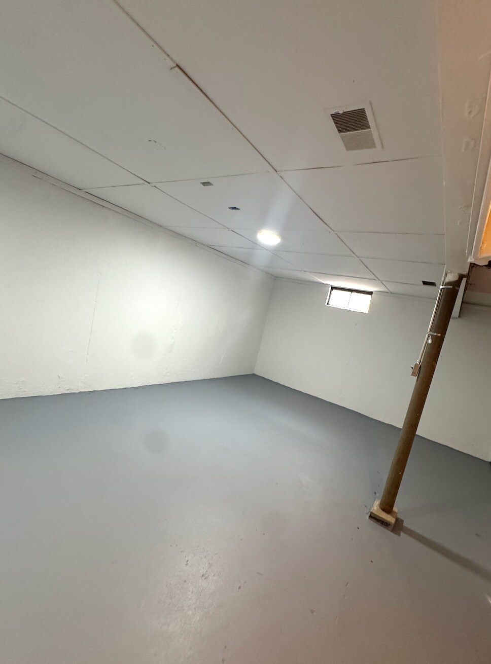 Building Photo - 1011 Highland Park Dr