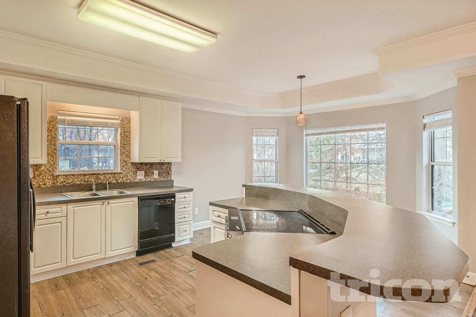 Building Photo - 9235 Raleigh Way