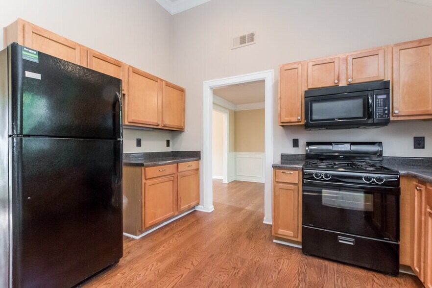 Building Photo - 4063 Percheron Ln SW