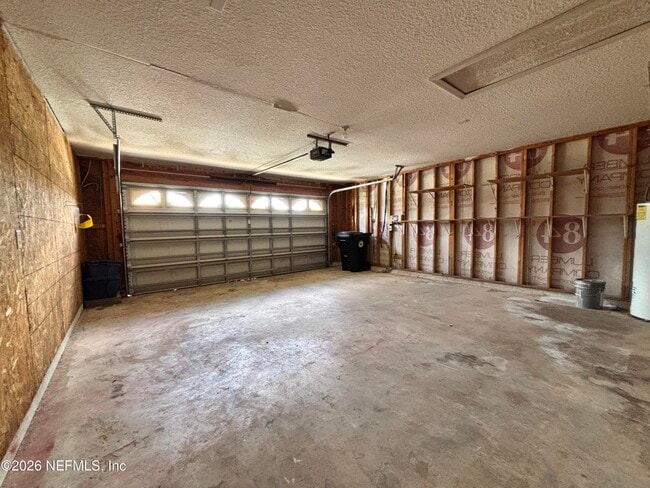 Building Photo - 2515 Crestdale Ct