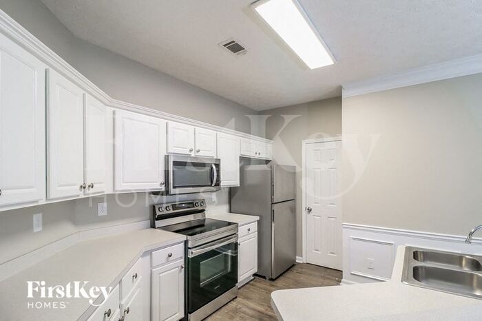 Building Photo - 4073 Beaver Oaks Dr