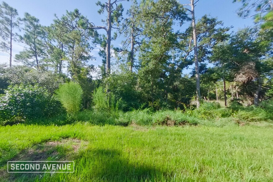 Building Photo - 14051 Canadian Ave