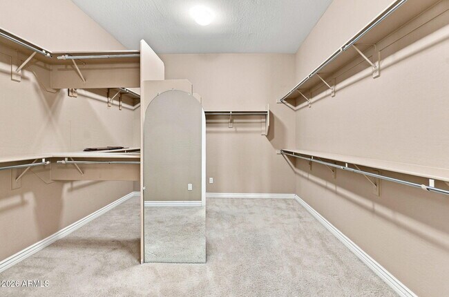 Building Photo - 22114 N San Ramon Dr