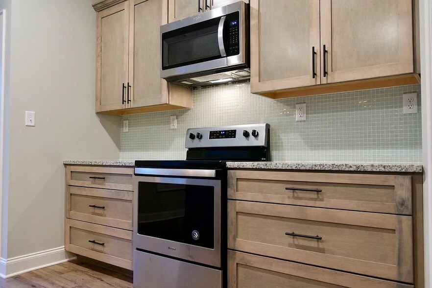 Building Photo - 112 Brighton Park Pl