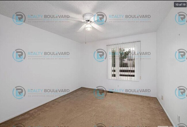 Building Photo - This stunning two-bedroom, two-bathroom to...