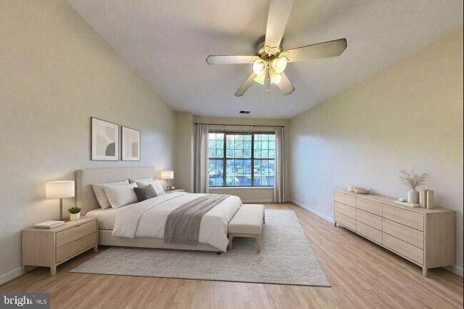 Building Photo - 5917 Barbados Pl