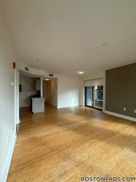 Building Photo - 40 Malvern St