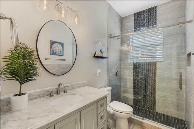 Building Photo - 13333 Zori Ln