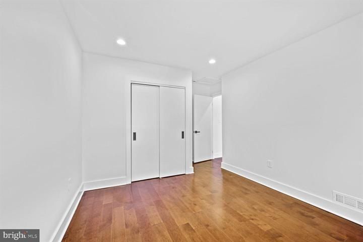 Building Photo - 10222 Arizona Cir
