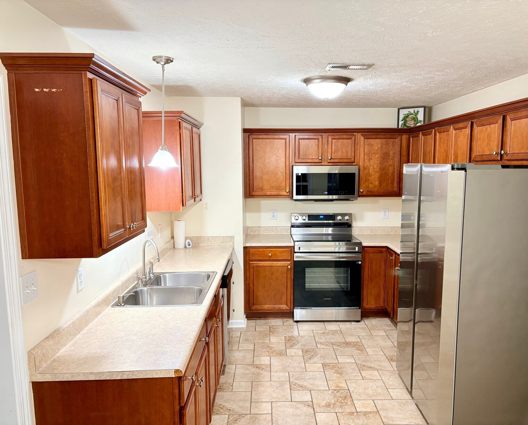 Building Photo - 118 Eastfield Dr