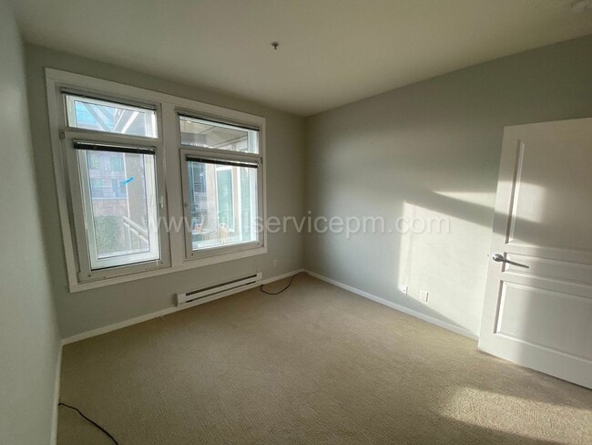 Building Photo - RARE OPENING at Waterfront Landing – Spacious Waterfront 1BR w/ Private Deck, Views & Direct Pike...
