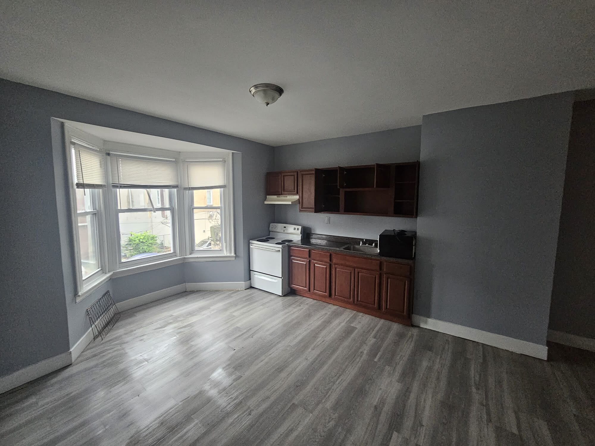 Kitchen - 5210 Master St