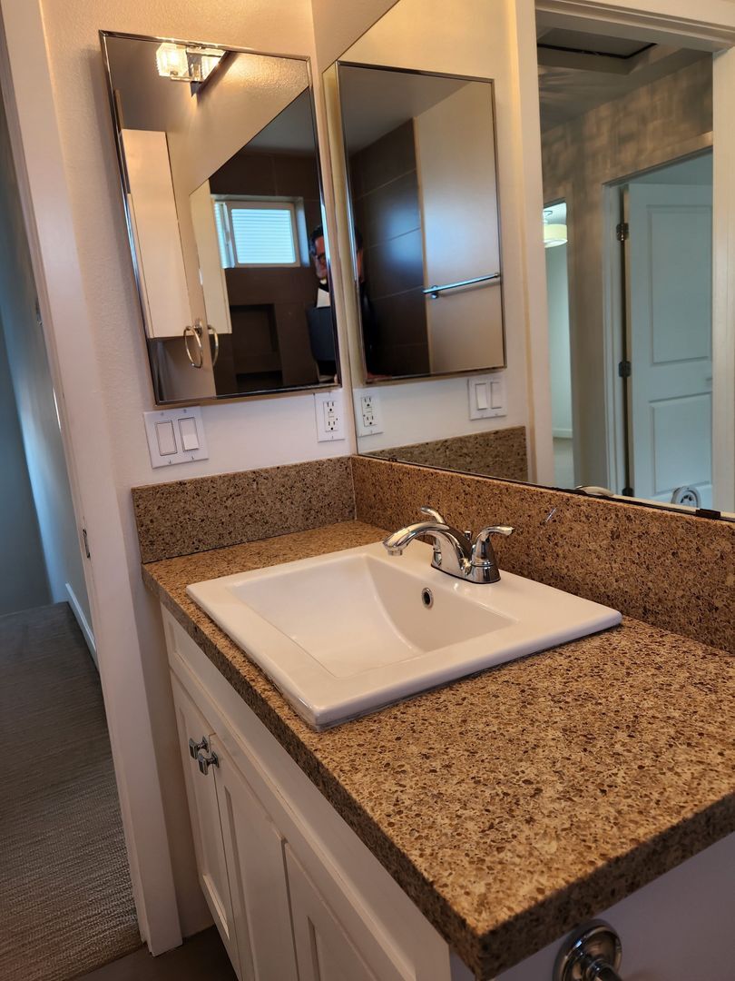 Building Photo - 1629 W Summit St