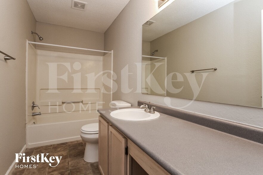 Building Photo - 4554 Redcliff S Ln