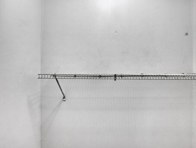 Building Photo - 1950 Wisteria St