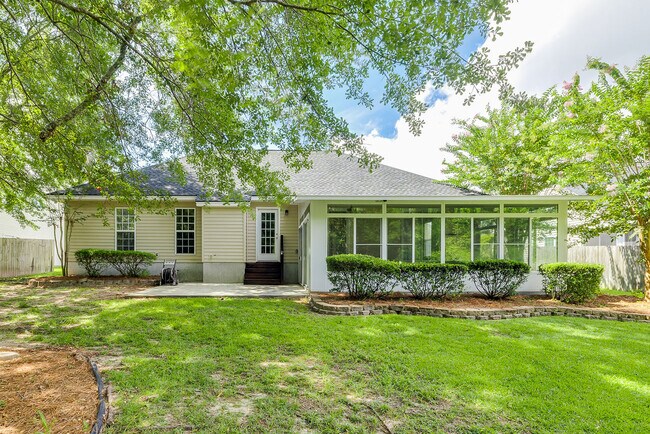 Backyard with Sunroom - 868 Young Way