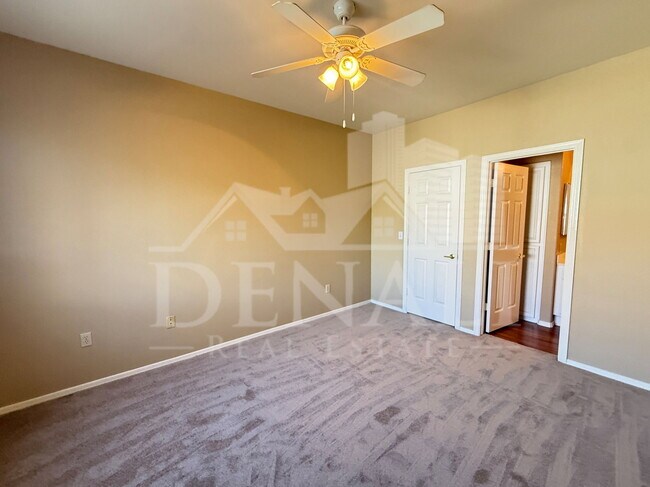 Building Photo - 11375 E Sahuaro Dr