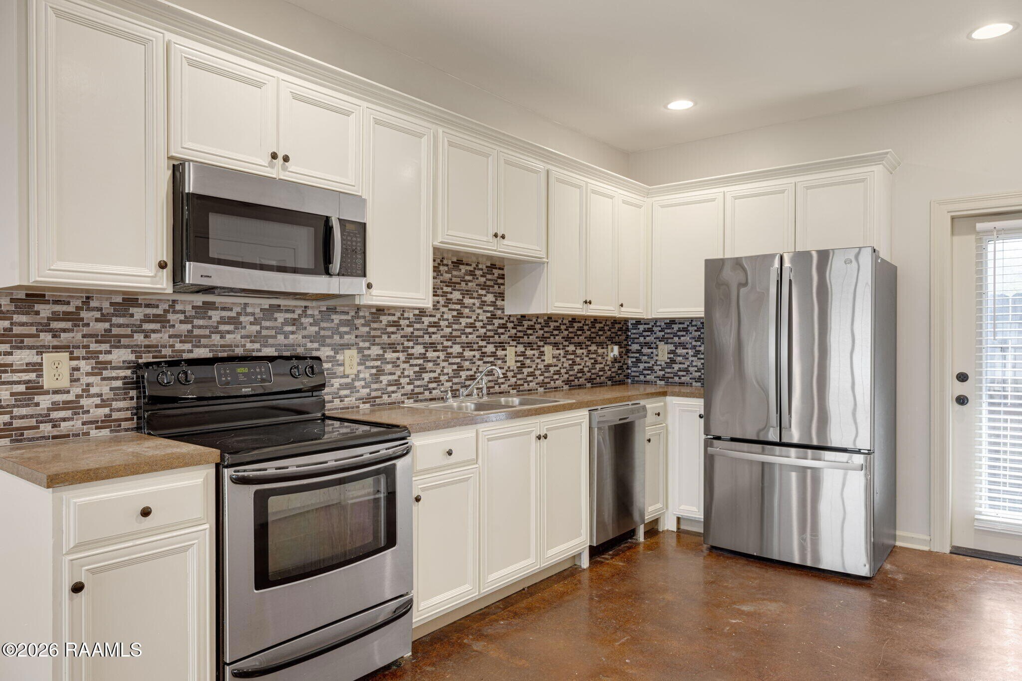 New Appliances - 1402 Jefferson St