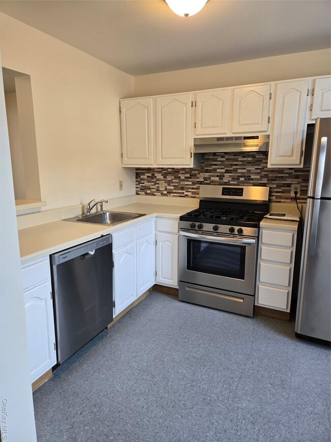 Building Photo - 538 Saracino Dr