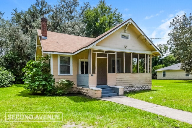 Building Photo - 9043 9th Ave