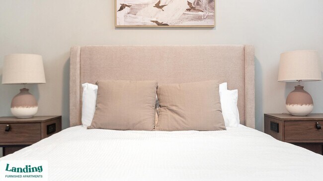 Building Photo - 1010 Enclave Blvd