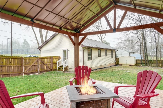 Building Photo - 410 S 1st St