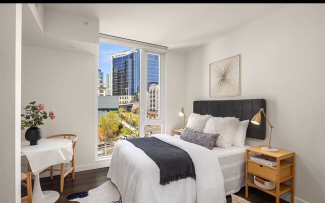 Building Photo - Incredible Pioneer Square Studio Available Now!