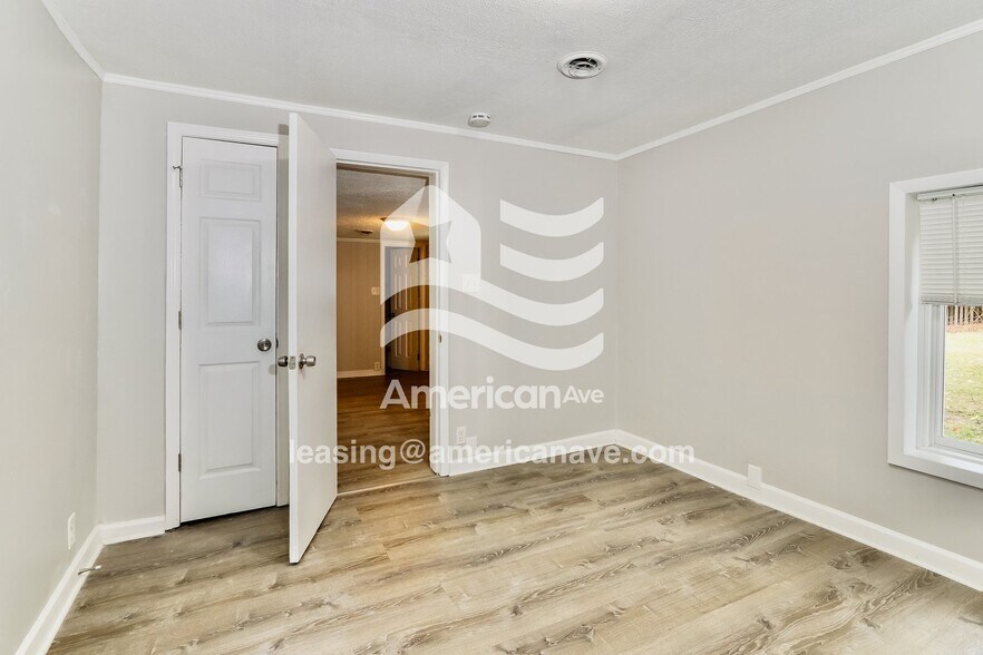 Building Photo - 5533 Cartledge Ct