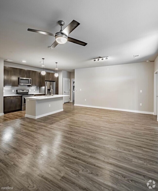 Building Photo - 2 br, 2 bath Condo - 649 N Miller Rd. 2 b...