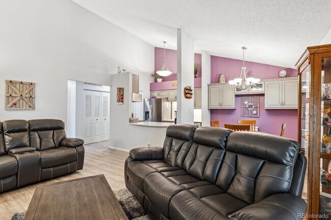 Building Photo - 8468 Everett Way