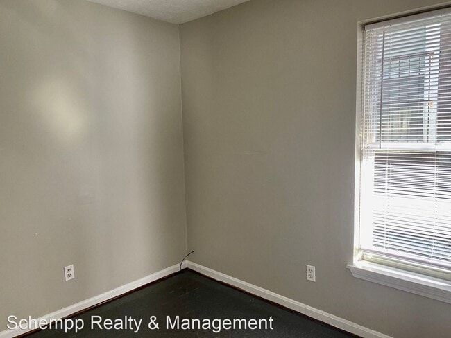 Building Photo - 3 br, 1 bath House - 2433 Slevin St. #2