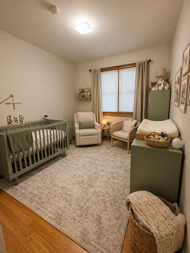 Building Photo - 1463 N Leavitt St