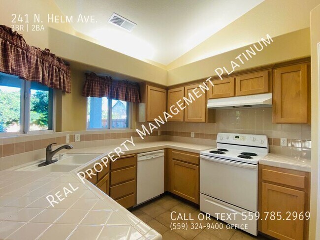 Building Photo - 241 N Helm Ave