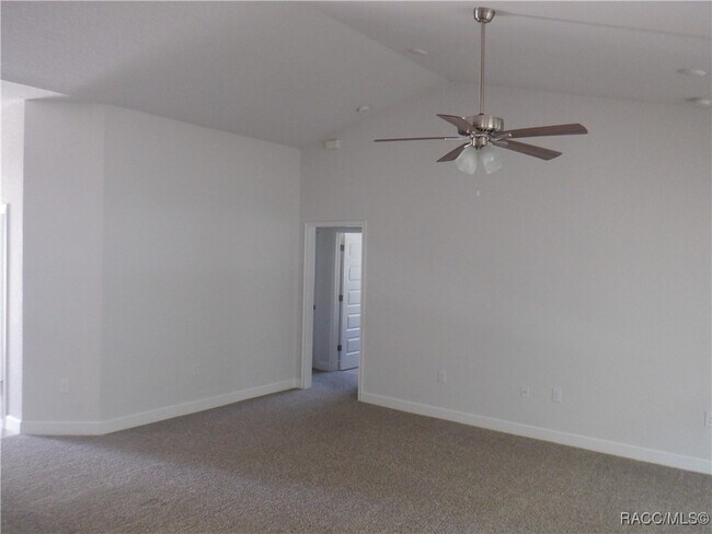 Building Photo - 1155 S Brookfield Dr