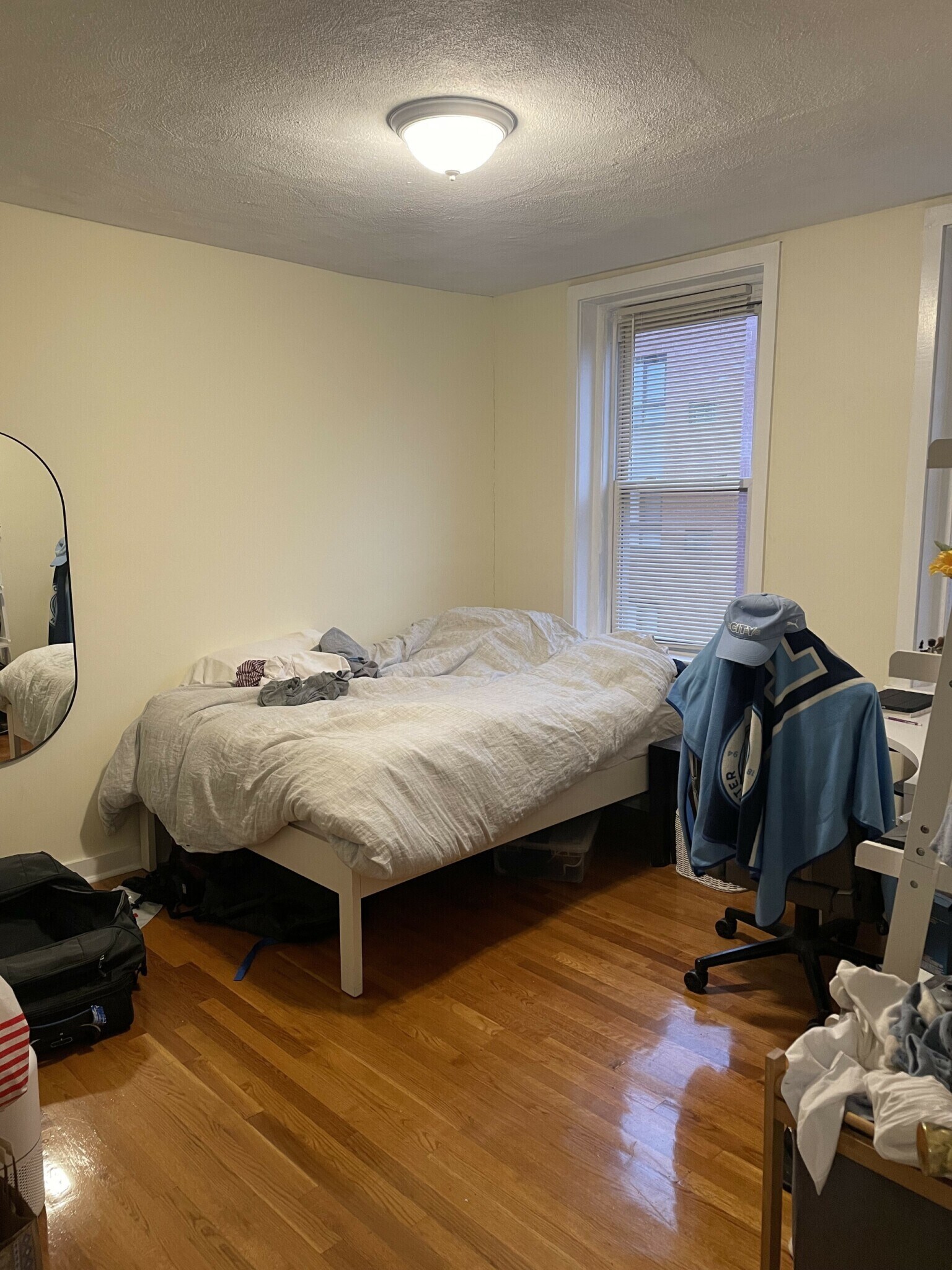 Building Photo - 151 Endicott St