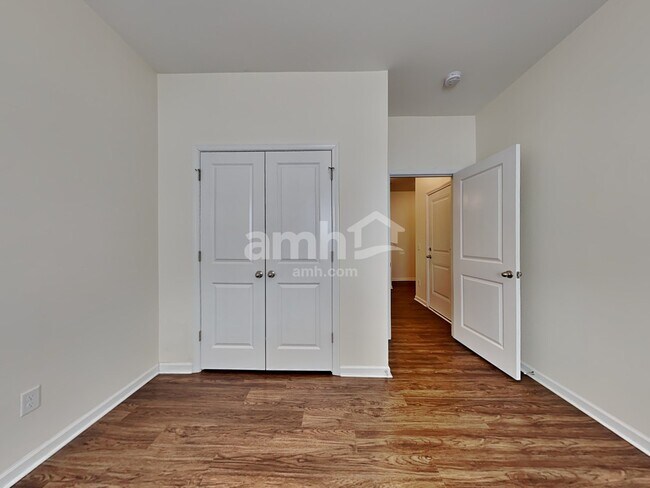 Building Photo - 178 Orion Way