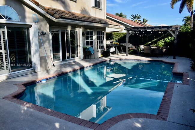 Building Photo - 1352 NW 129th Way