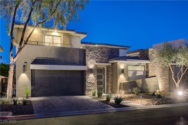 Building Photo - 68 Grey Feather Dr