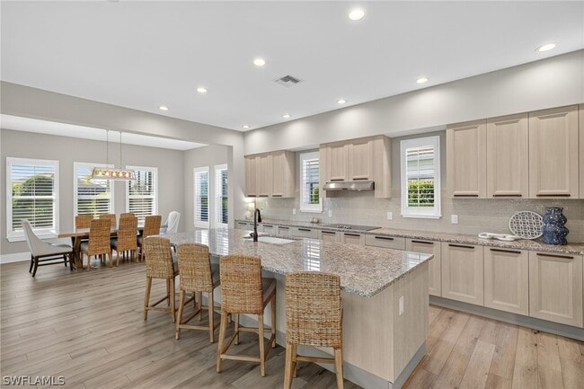 Building Photo - 14832 Dockside Ln