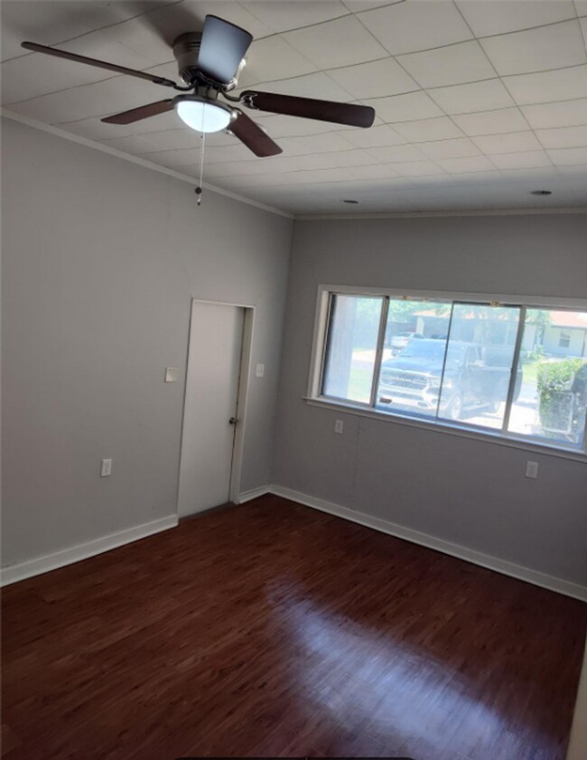 Building Photo - 10545 Channel Dr