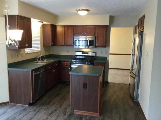 Building Photo - 9249 Belmont Pl