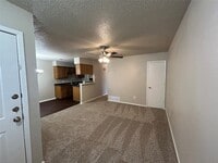 Building Photo - 4916 Brianhill Dr