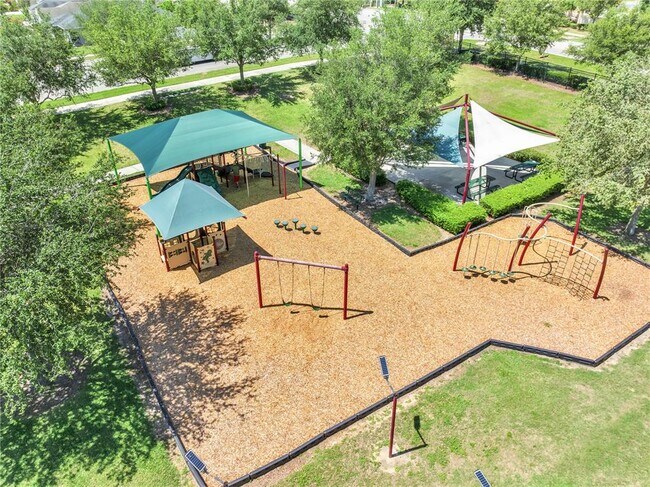 Building Photo - 330 Pheasant Dr