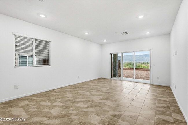 Building Photo - 8774 S Cir. Generoso